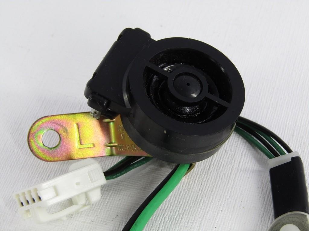 2001-2007 Toyota Sequoia Front Left Door Speaker Tweeter OEM