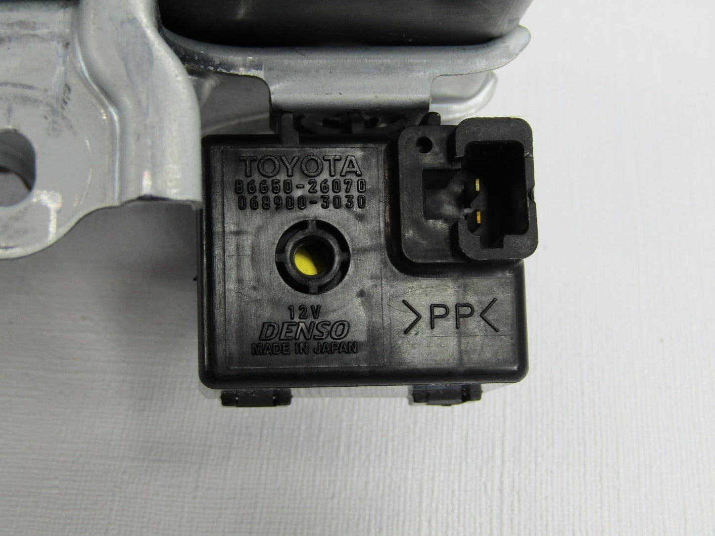 2001-2004 Toyota Sequoia 4.7 Multiplex MPX Body Network Computer 89221-0C010 OEM