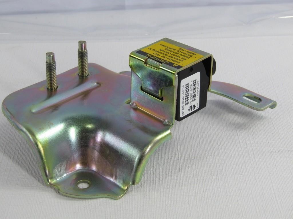 Toyota Lateral Acceleration Sensor 89441-0C010 From A 2001 Sequoia OEM