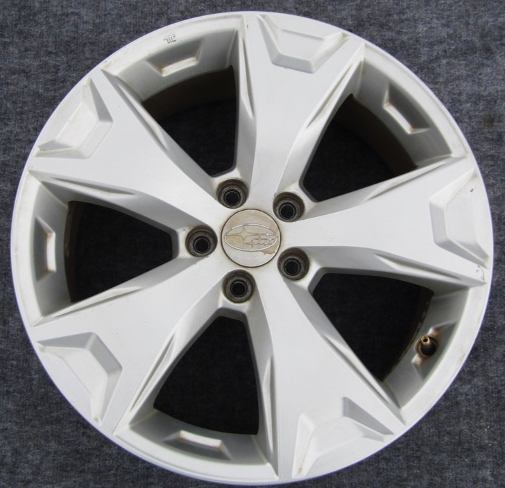 Subaru Forester 2014-2016 17X7 Aluminum Alloy Chrome 5 Spoke 68814 OEM