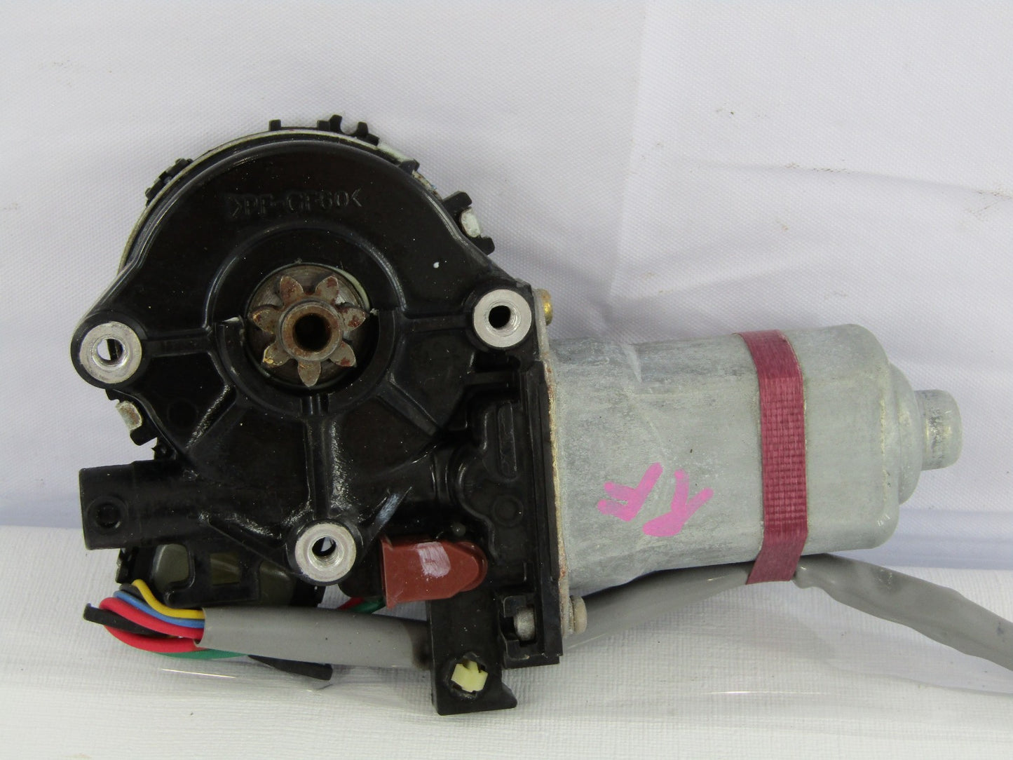 2001-2007 Toyota Sequoia Front Right Power Window Motor OEM