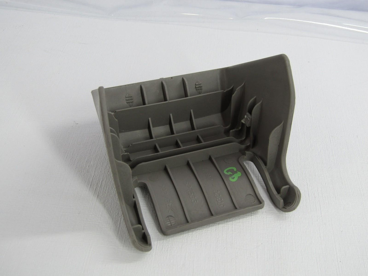 2001-2007 Toyota Sequoia 2nd Row LH or RH Seat Floor Hinge Cover 71692-00010 OEM
