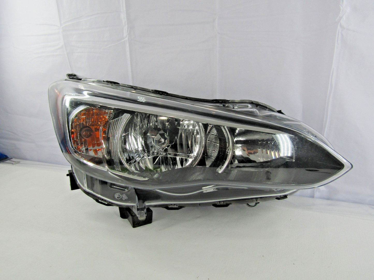 2017-2023 Subaru Impreza Right Halogen Headlight Head Lamp OEM