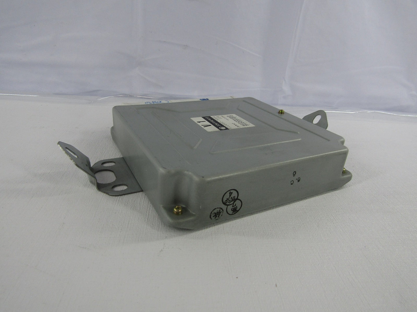 2002 Subaru Impreza WRX V1 ECU ECM Engine Computer 2.0L AT 22611AF412 OEM