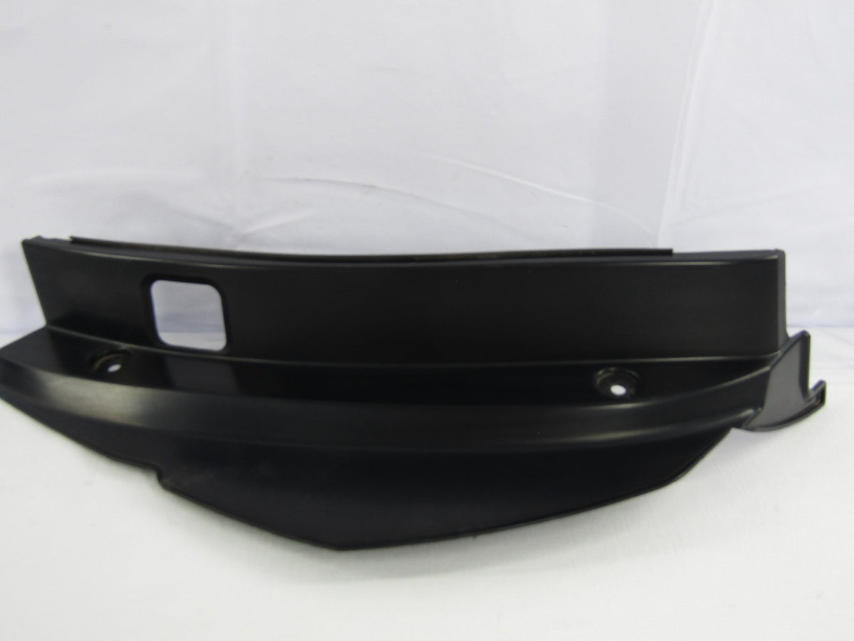 2005-2009 Subaru Outback Rear Right Tail Light Lamp RH Trim Cover 84953AG08B