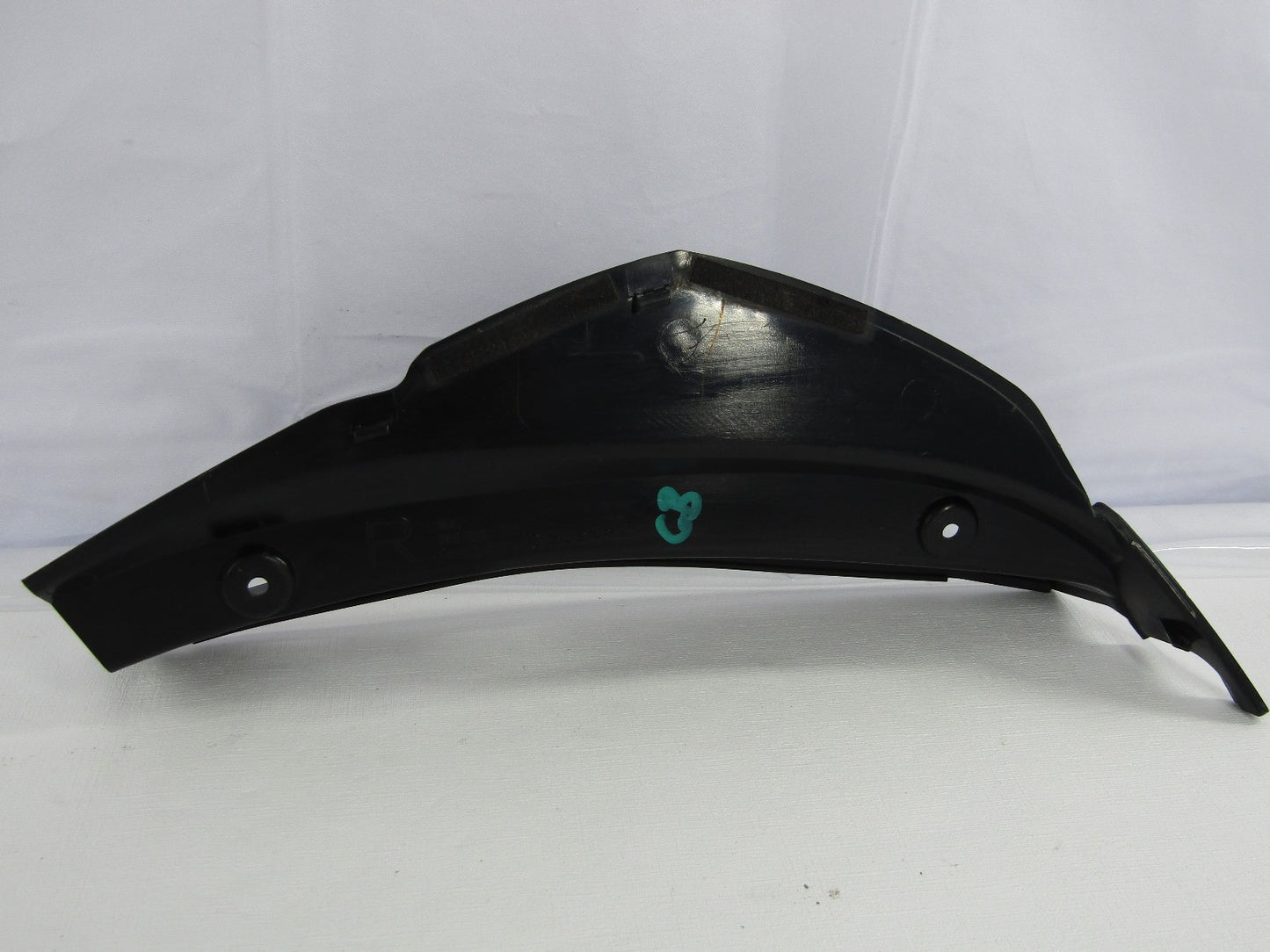 2005-2009 Subaru Outback Rear Right Tail Light Lamp RH Trim Cover