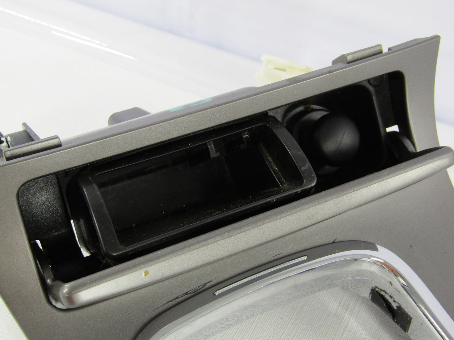 2005-2009 Subaru Outback Legacy Shift Shifter Gray Bezel Assembly Trim OEM