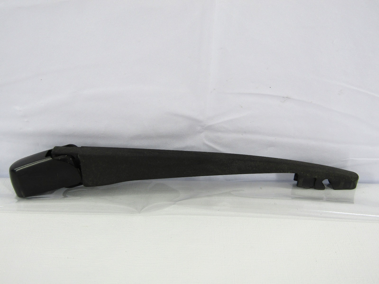 2005-2009 Subaru Legacy Outback Wagon Rear Windshield Wiper Arm Cover OEM