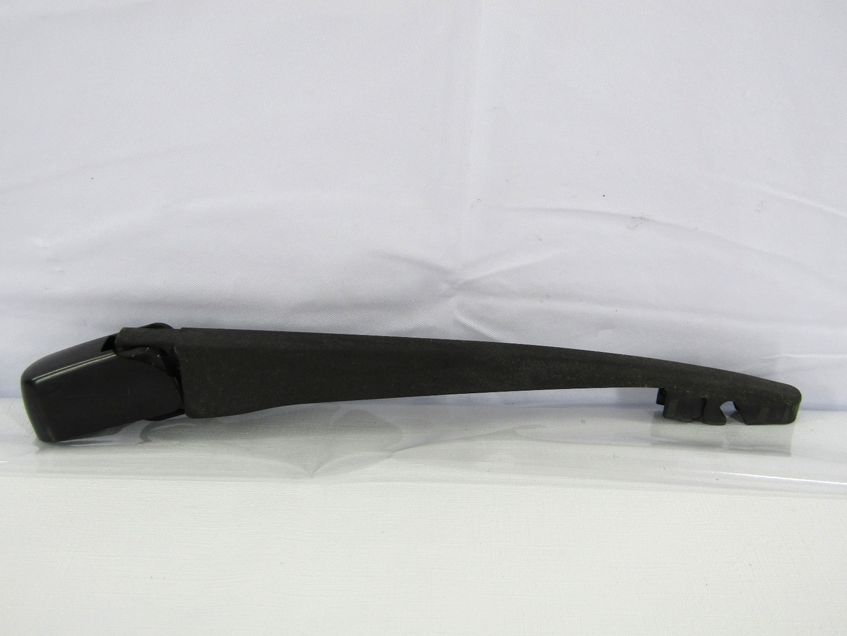 05-09 Subaru Legacy Outback Wagon Rear Windshield Wiper Arm Cover OEM 86538AG09A