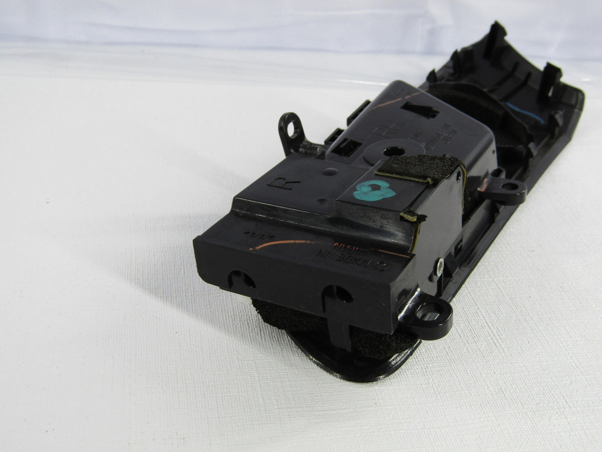 2005-2009 Subaru Outback Front Right Interior Door Handle OEM 61051AG00AJC