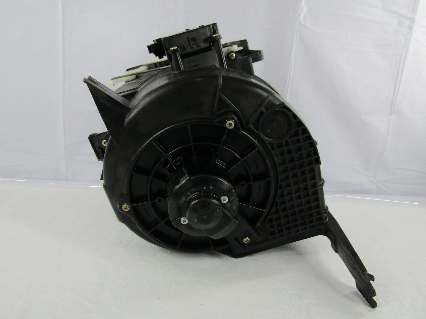 2000-2006 Toyota Tundra HVAC Blower Case OEM