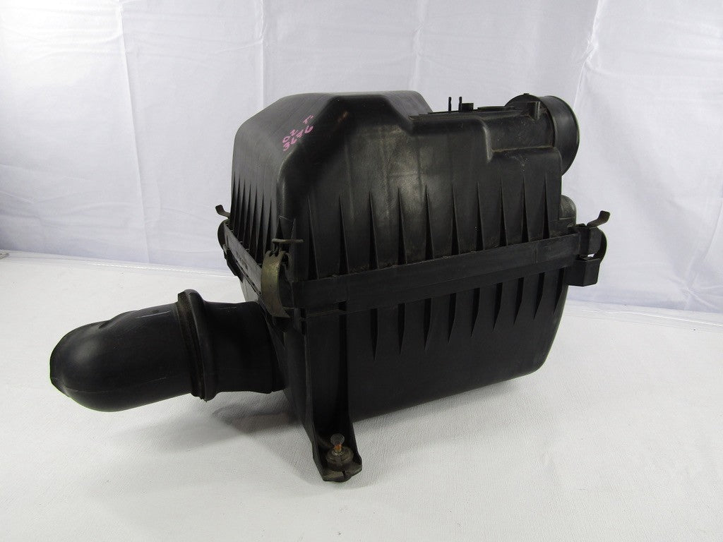 2000-2006 Toyota Tundra Air Filter and Housing Assembly OEM