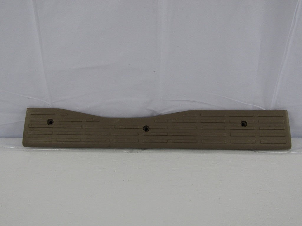 2000-2006 Toyota Tundra Extended Cab Right Rear Door Sill Plate OEM
