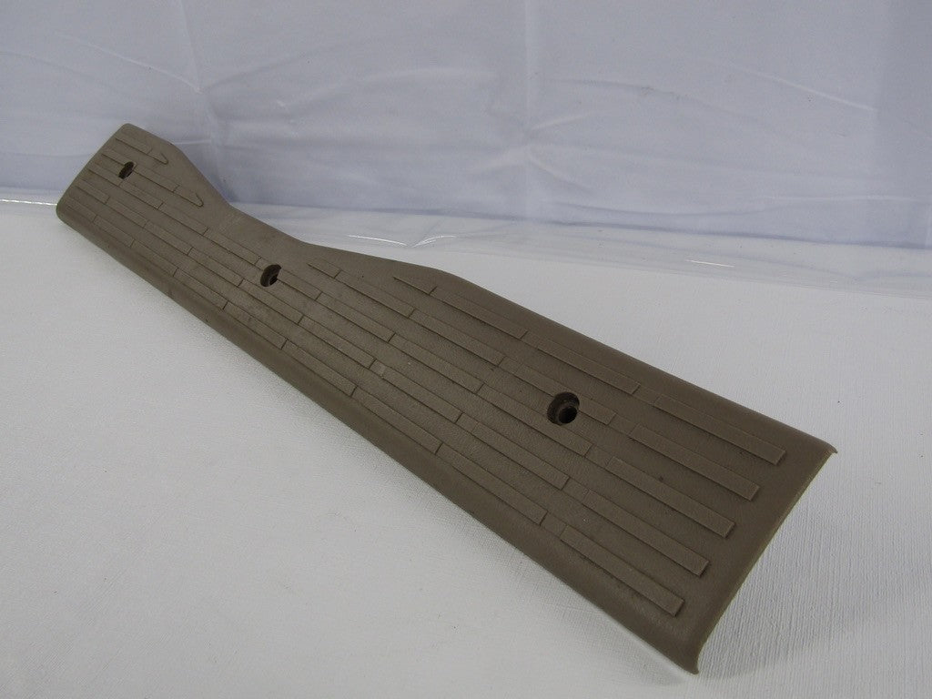 2000-2006 Toyota Tundra Extended Cab Right Rear Door Sill Plate OEM