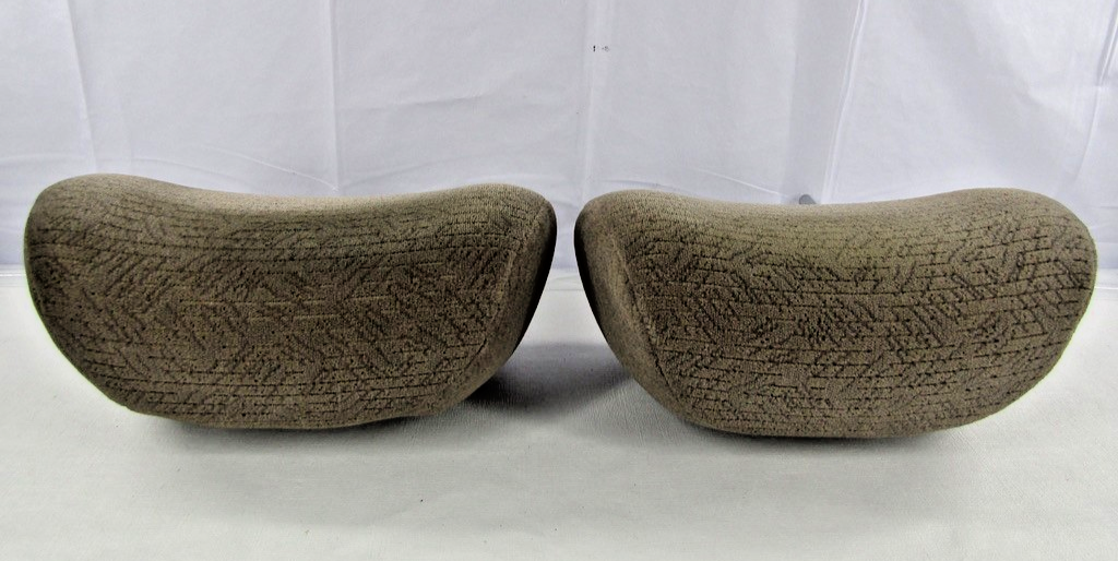 2000-2004 Toyota Tundra Front Left Right Headrest Head Rest Set Beige Cloth OEM