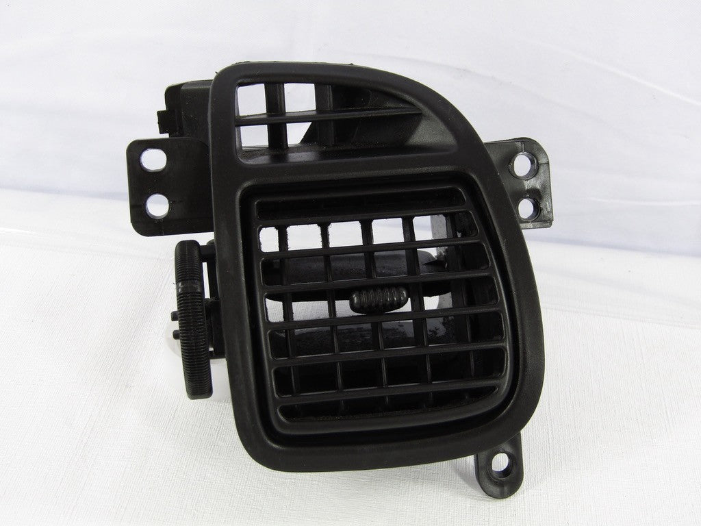 2000-2006 Toyota Tundra Right Outer Dashboard Air Vent OEM