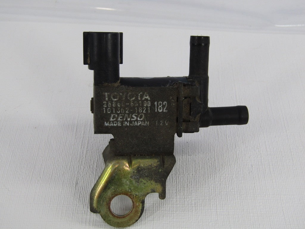 2000-2006 Toyota Tundra Vacuum Switch Valve 25860-50100 OEM