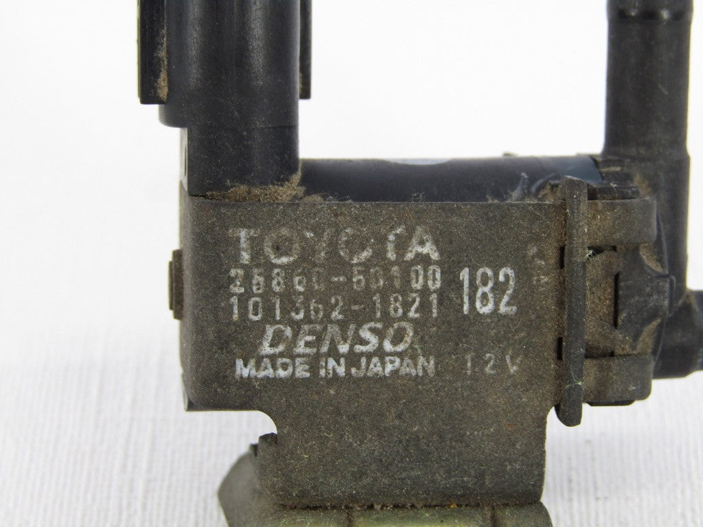 2000-2006 Toyota Tundra Vacuum Switch Valve 25860-50100 OEM
