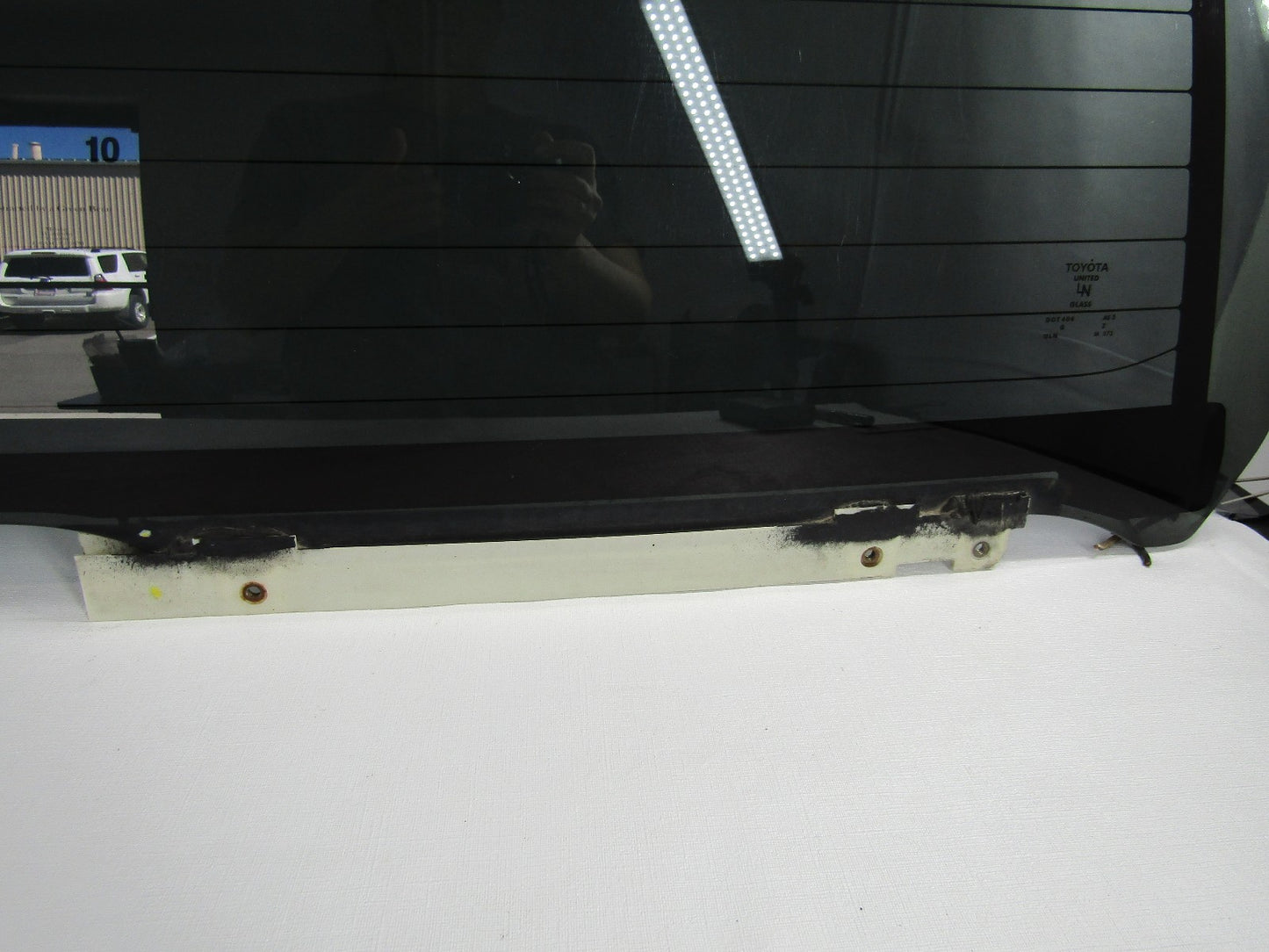 2000-2007 Toyota Sequoia Rear Liftgate Glass OEM -Used- FB21331YPY