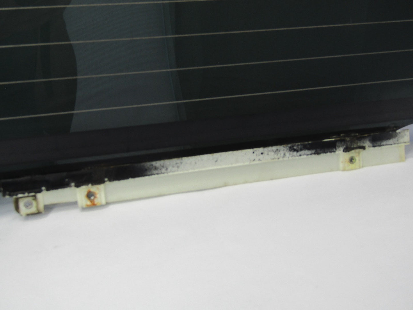 2000-2007 Toyota Sequoia Rear Liftgate Glass OEM -Used- FB21331YPY