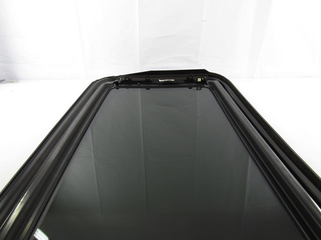 2003-2007 Honda Accord 4 Door Sedan Sun Roof Sunroof Window Glass 70200-SDA-A02