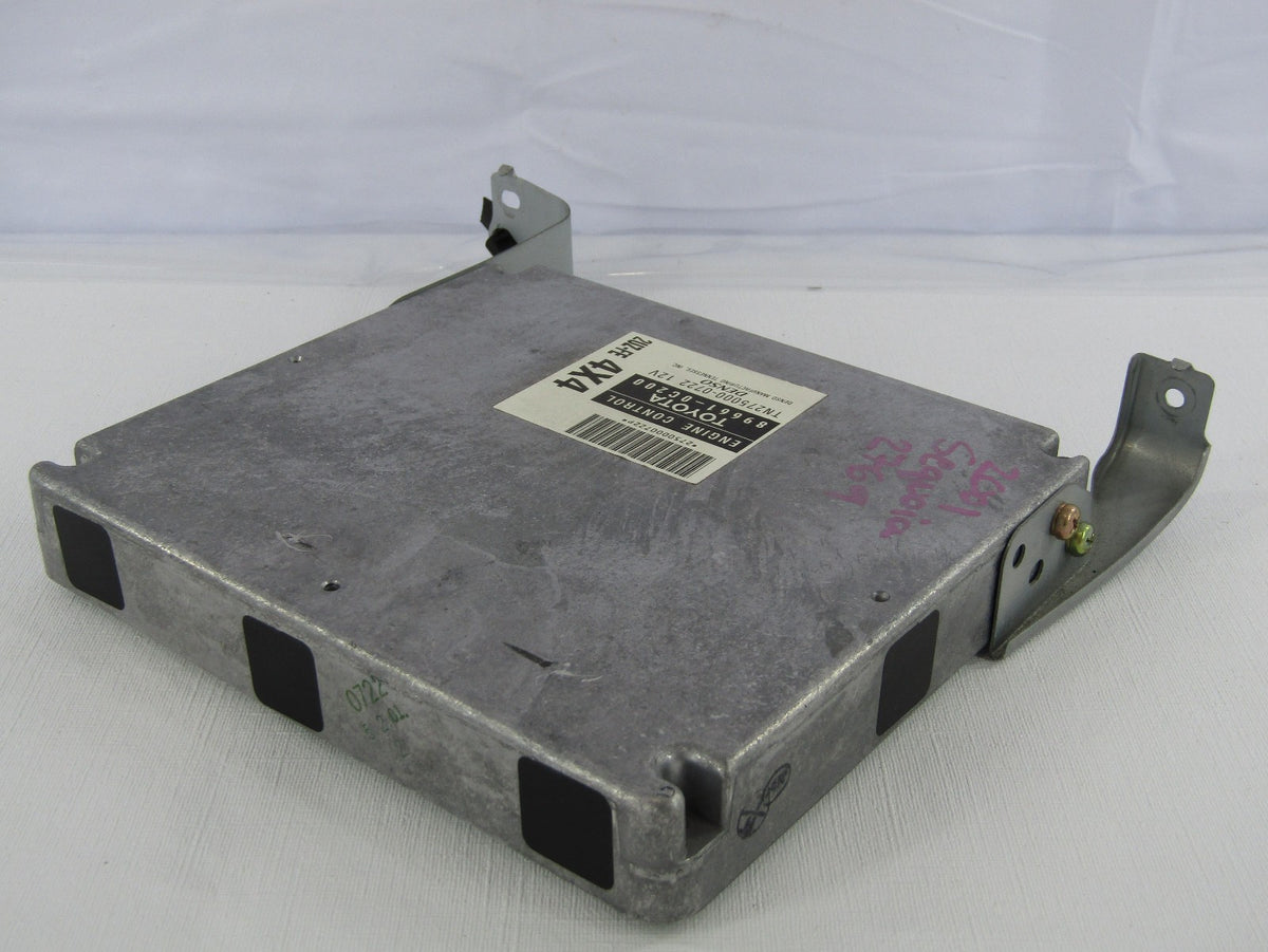2001-2002 Toyota Sequoia 4X4 4.7L ECM Engine Computer Pcm ECU OEM 89661-0C200