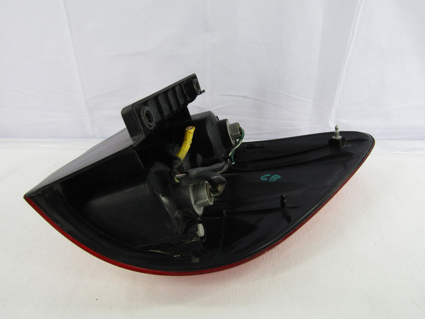 2001-2004 Toyota Sequoia Left Rear Outer Tail Light Assembly OEM
