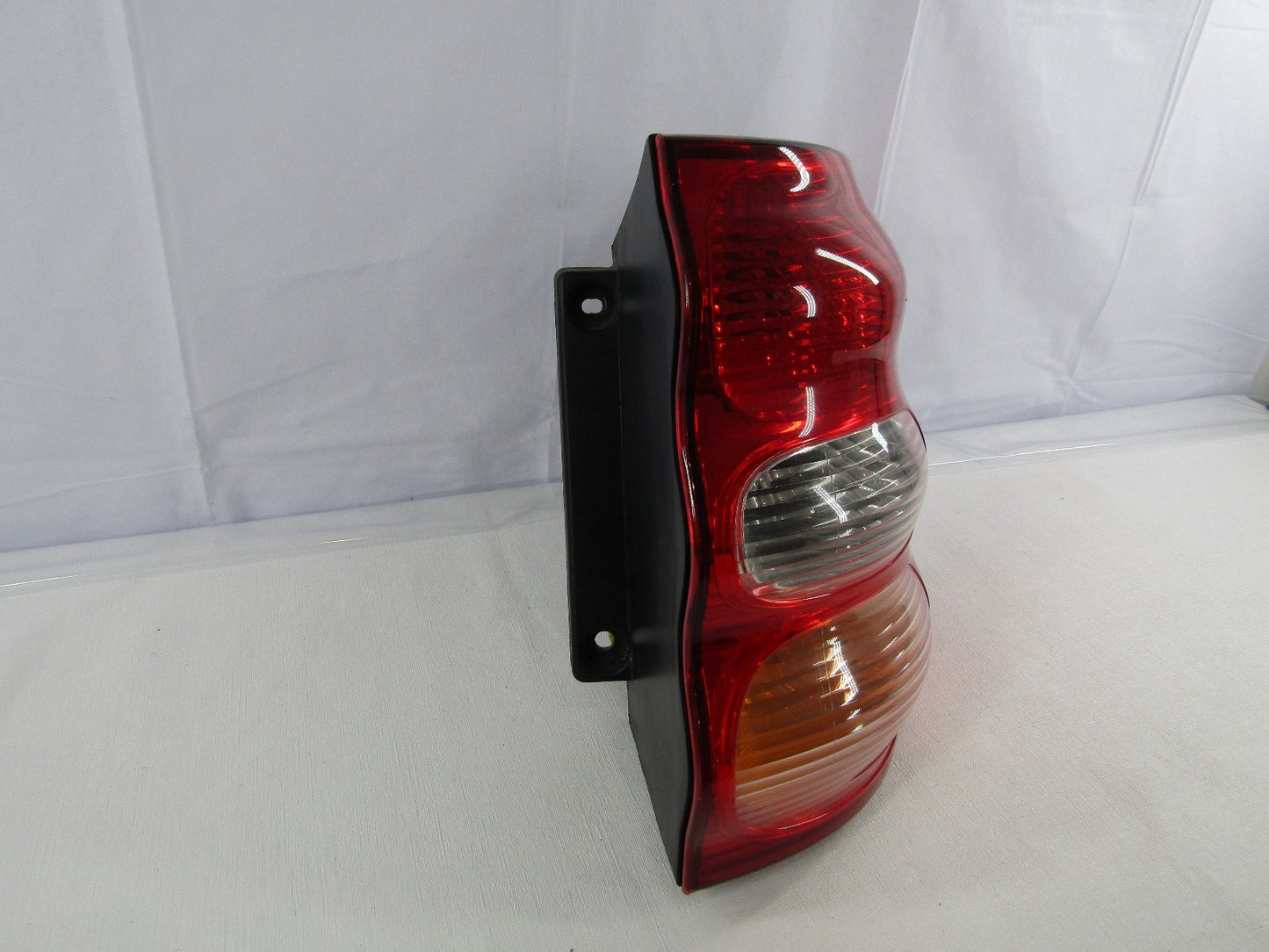 2001-2004 Toyota Sequoia Right Rear Outer Tail Light Assembly