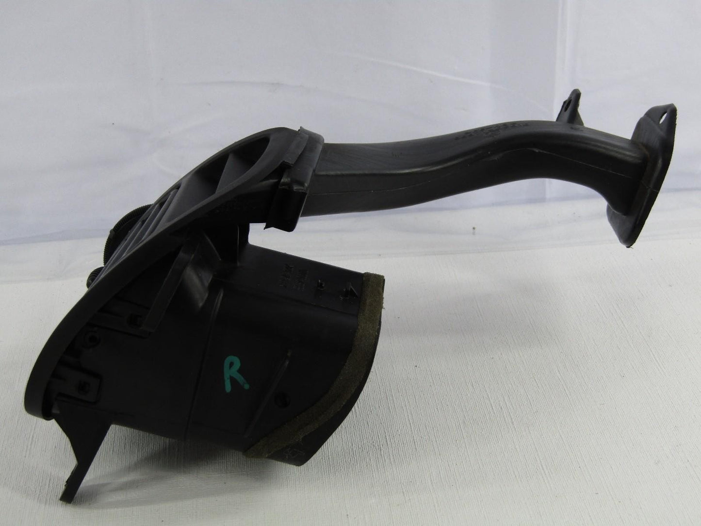 2001-2007 Toyota Sequoia Right Outer Dash Vent OEM