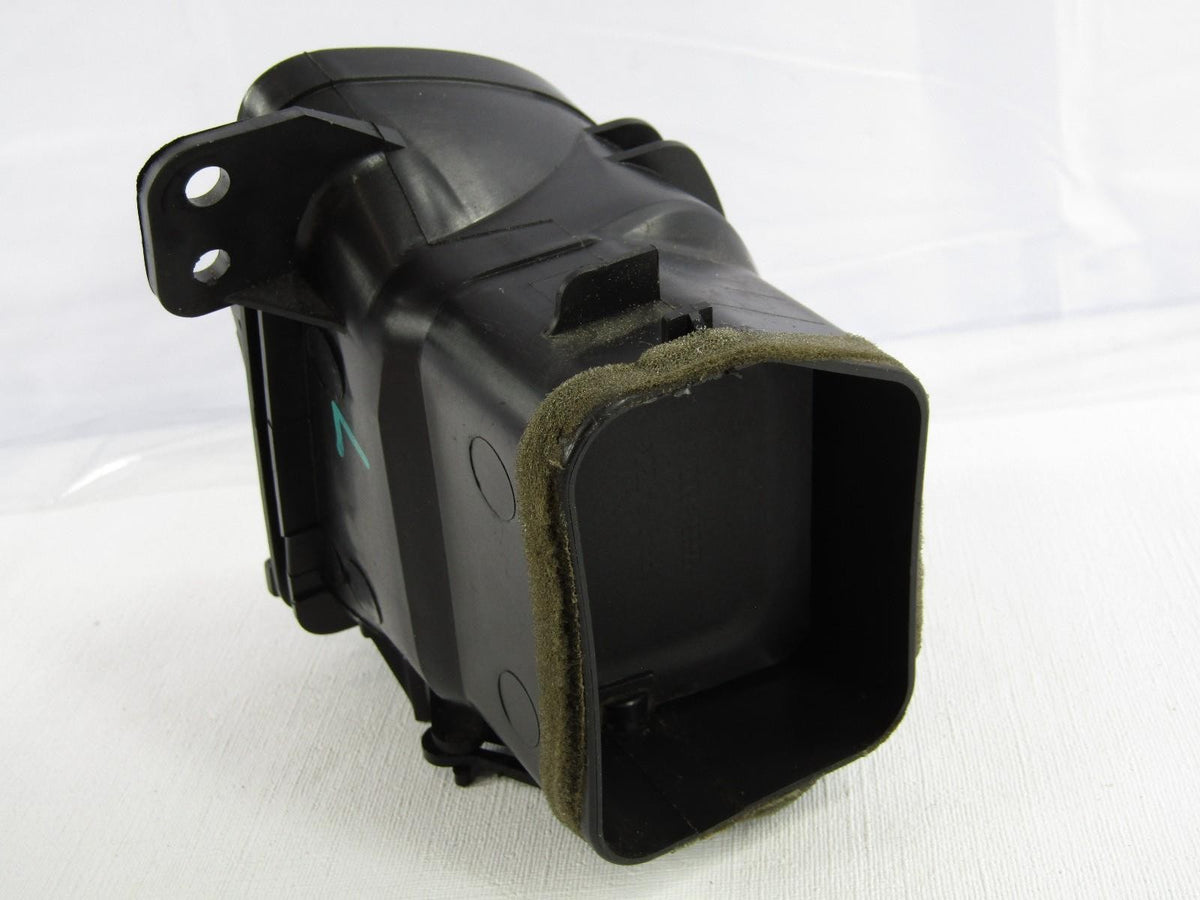 2001-2007 Toyota Sequoia Front Left Outer Air Vent OEM 556500C010