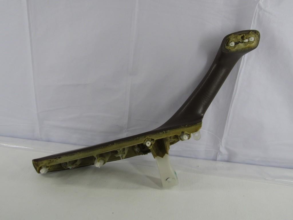 2001-2007 Toyota Sequoia Right Front Door Armrest Brown