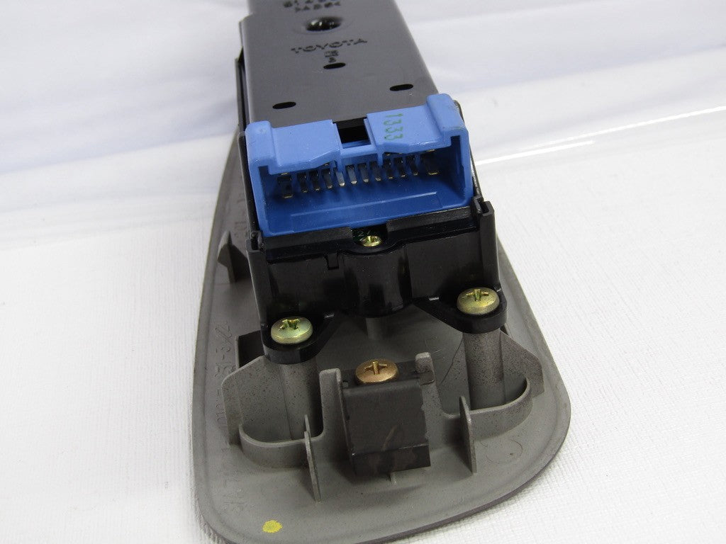 2001-2004 Toyota Sequoia Right Front Door Window Switch Bezel OEM