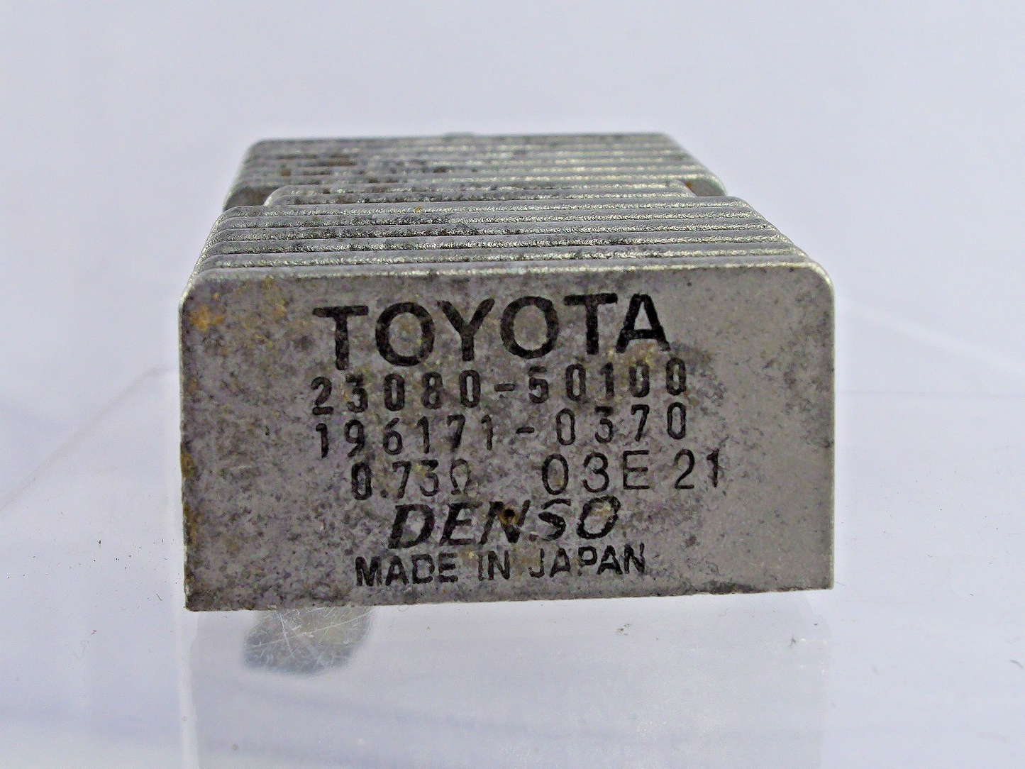 2001-2005 Toyota Sequoia Power Fuel Pump Resistor 23080-50100 OEM