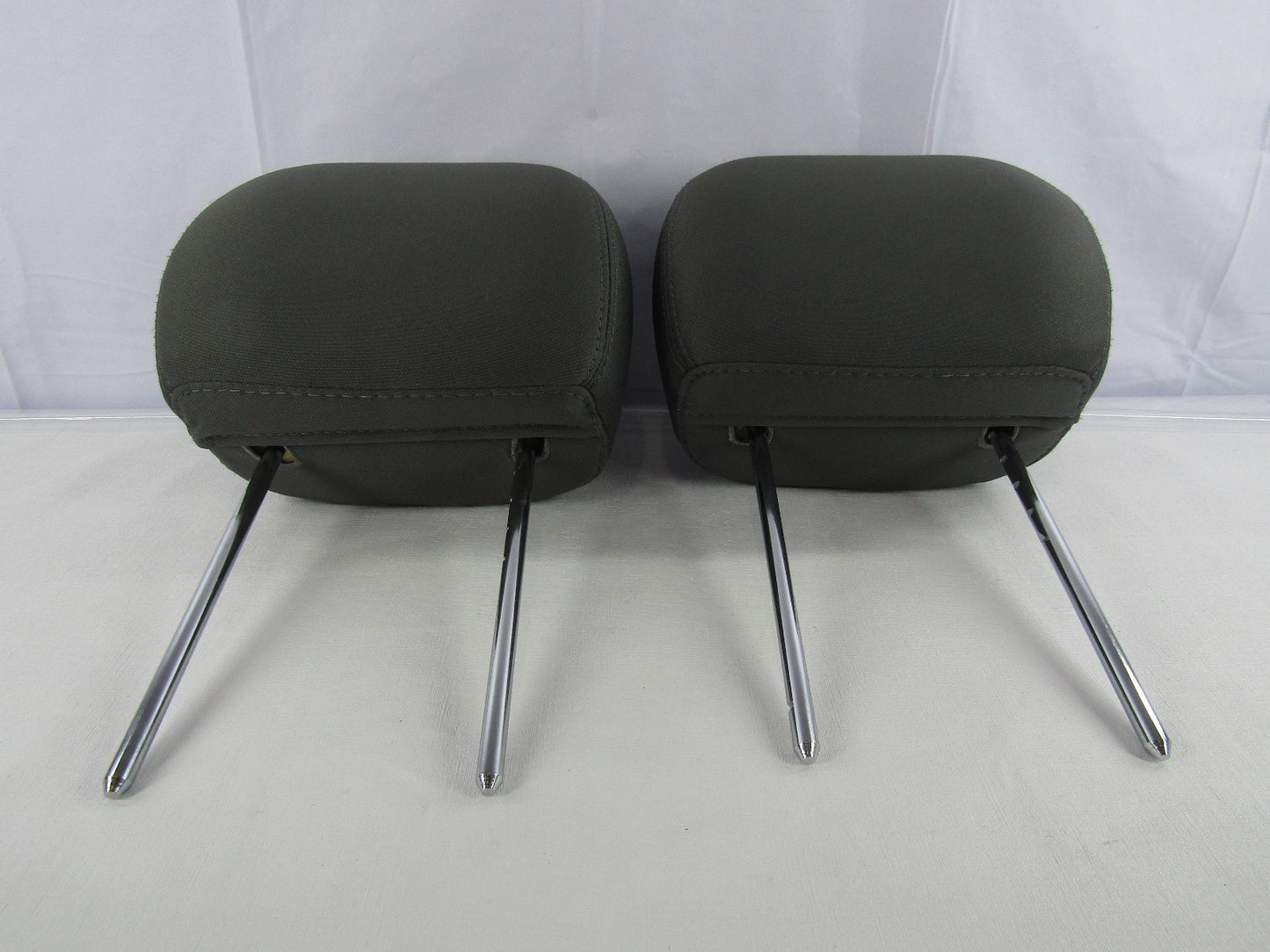 2011-2014 Hyundai Sonata Front Headrest Head Rest Set Gray Cloth OEM