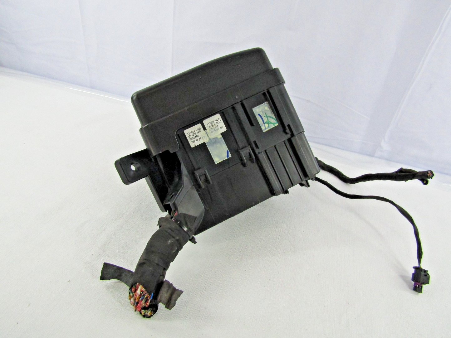 2013-2015 Hyundai Sonata 2.4L Junction Fuse Box Relay Module and Lid OEM
