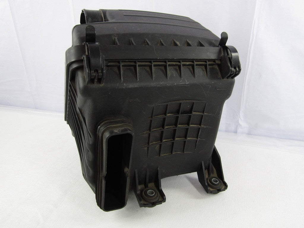 2011-2014 Hyundai Sonata Air Filter and Housing Assembly OEM