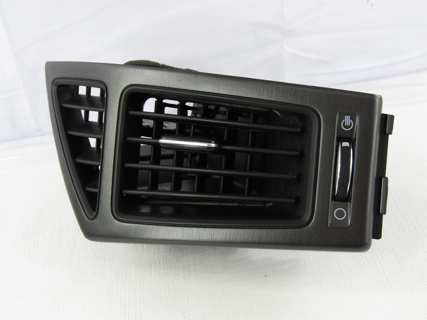 2011-2014 Hyundai Sonata Left Outer Dashboard Air Vent & Side Vent OEM