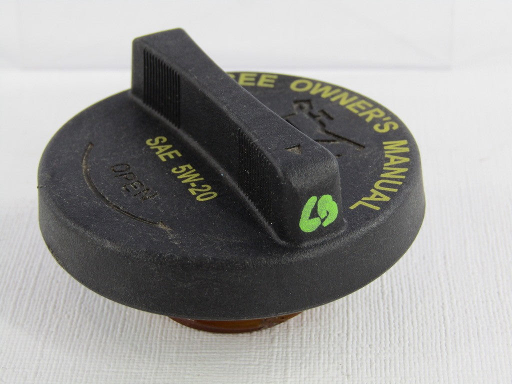 2011-2014 Hyundai Sonata Engine Oil Filler Cap OEM