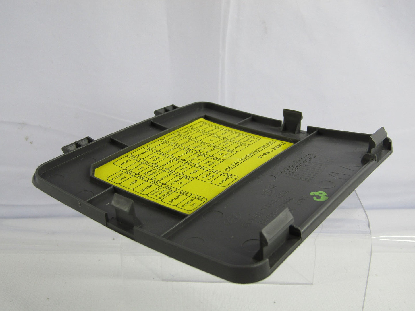 2011-2014 Hyundai Sonata Interior Fuse Box Access Panel Gray 84758-3S000 Cover