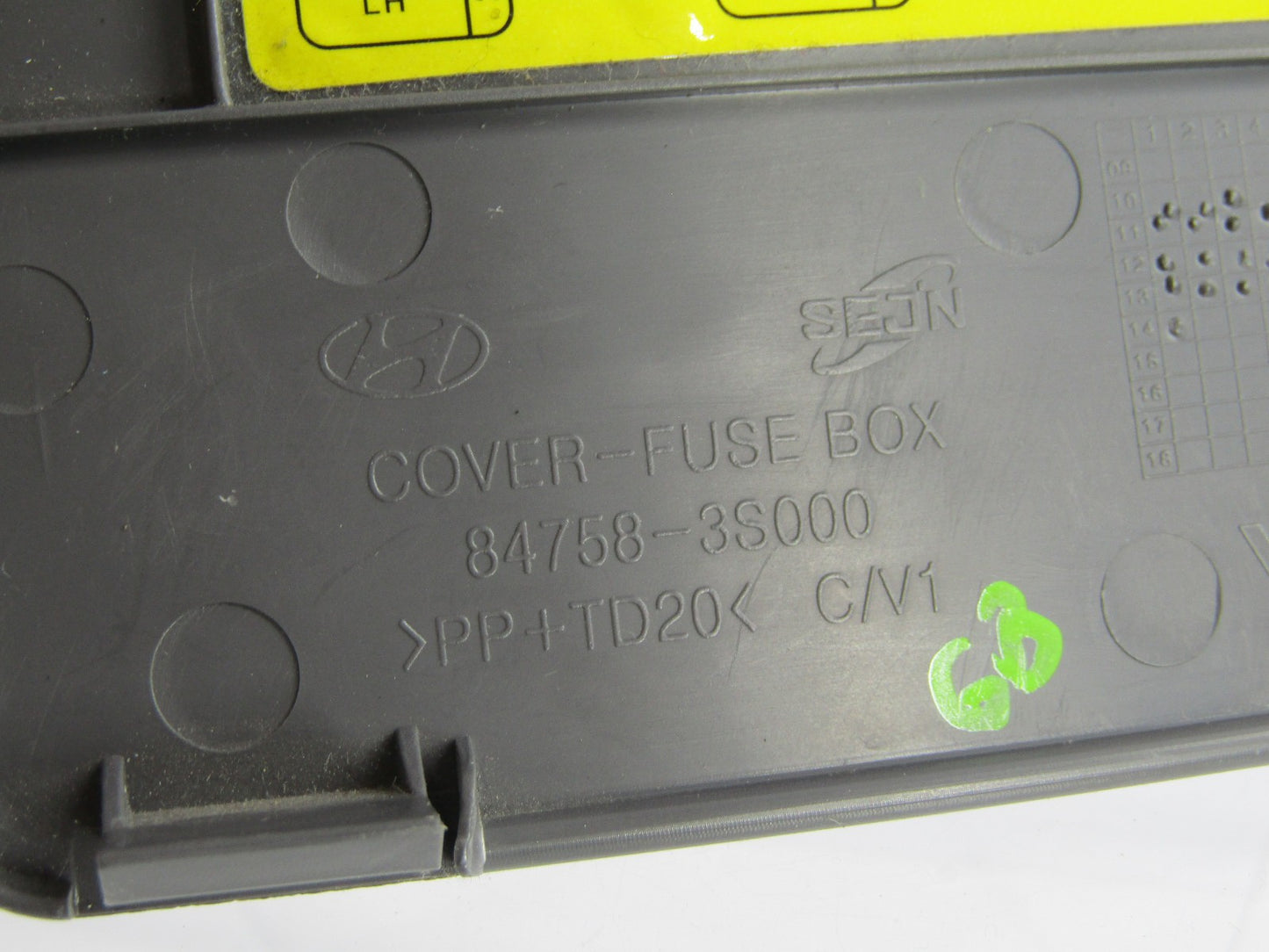 2011-2014 Hyundai Sonata Interior Fuse Box Access Panel Gray 84758-3S000 Cover