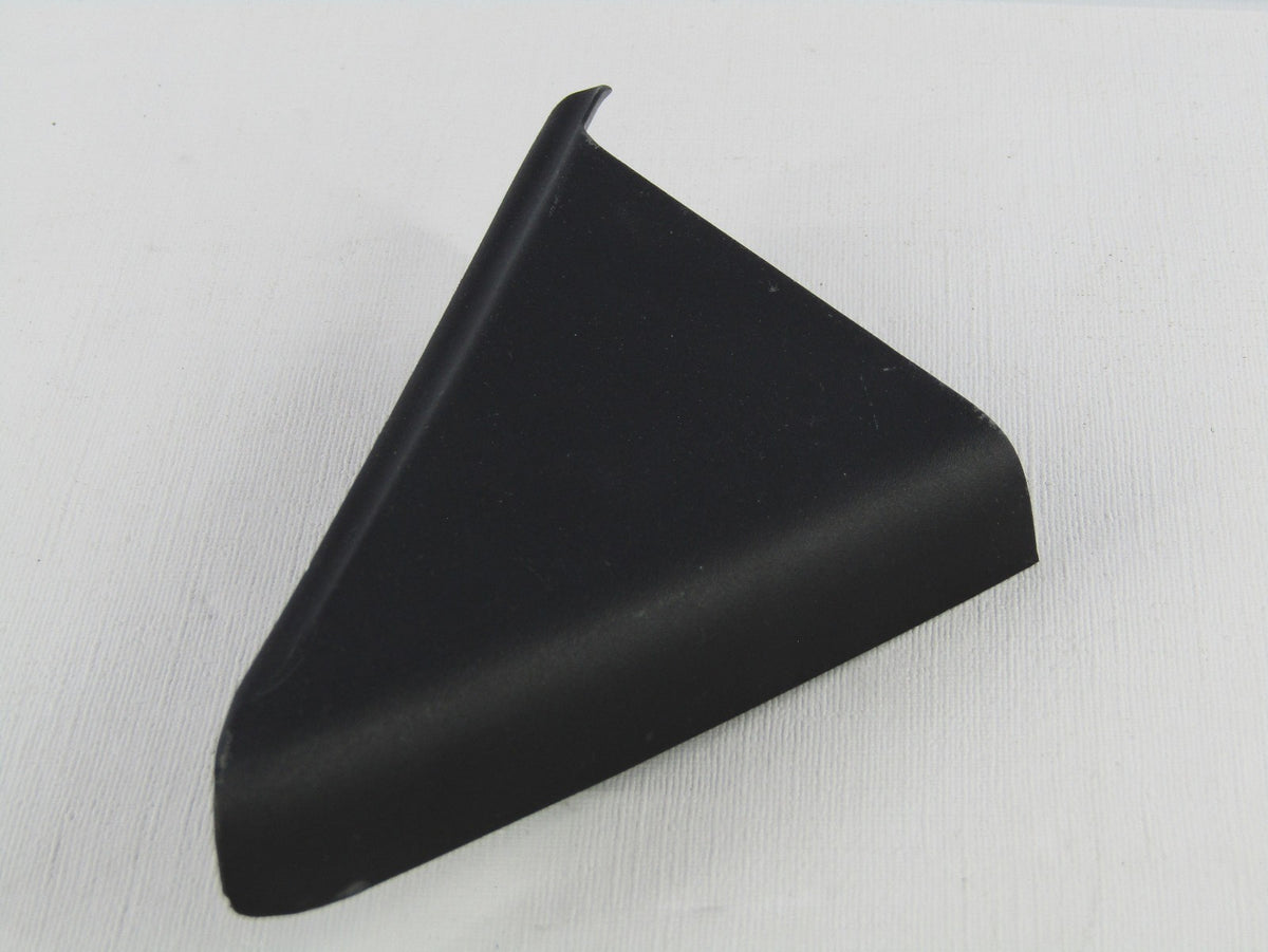 2011-2014 Hyundai Sonata Rear Right Interior Door Corner Cover OEM 83921-3S000