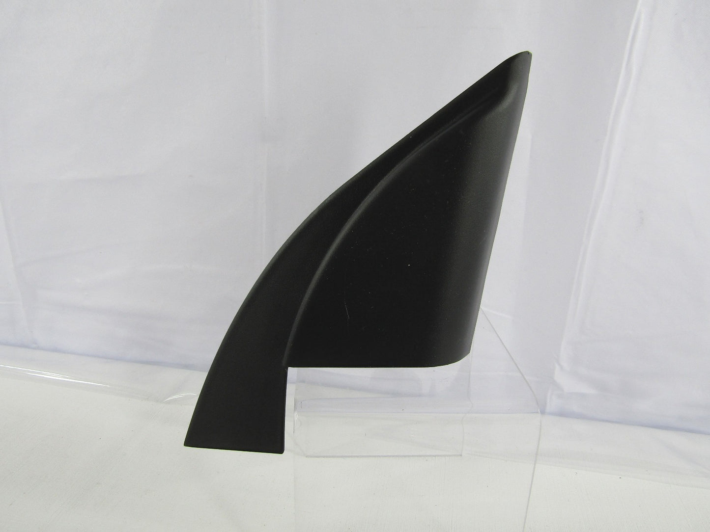 2011-2015 Hyundai Sonata Front Right Door Inner Corner Cover 87661-3S000 Trim