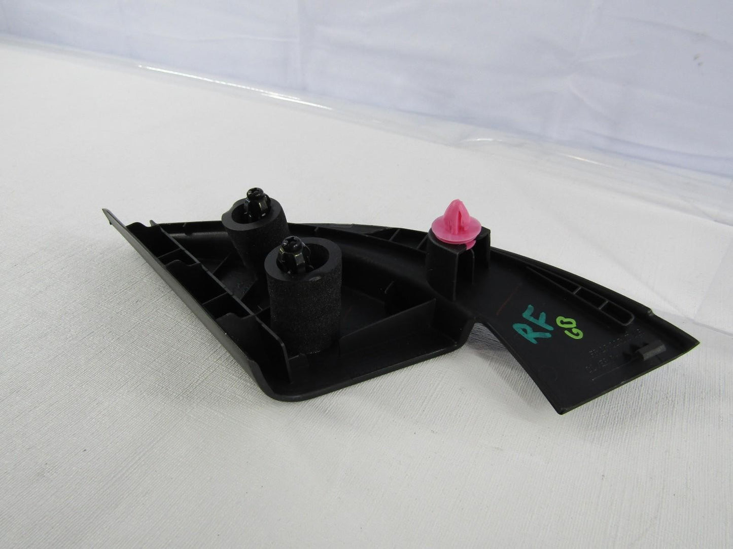 2011-2015 Hyundai Sonata Front Right Door Inner Corner Cover 87661-3S000 Trim