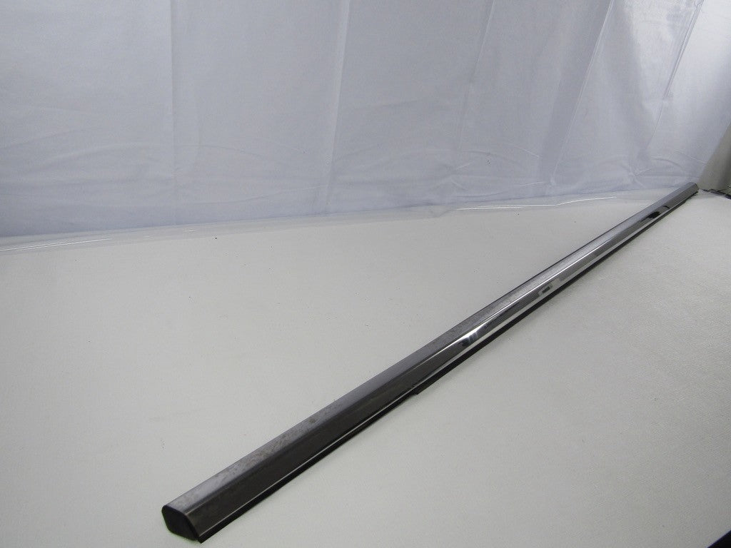 2011-2015 Hyundai Sonata Right Front Door Window Belt Weatherstrip Chrome OEM