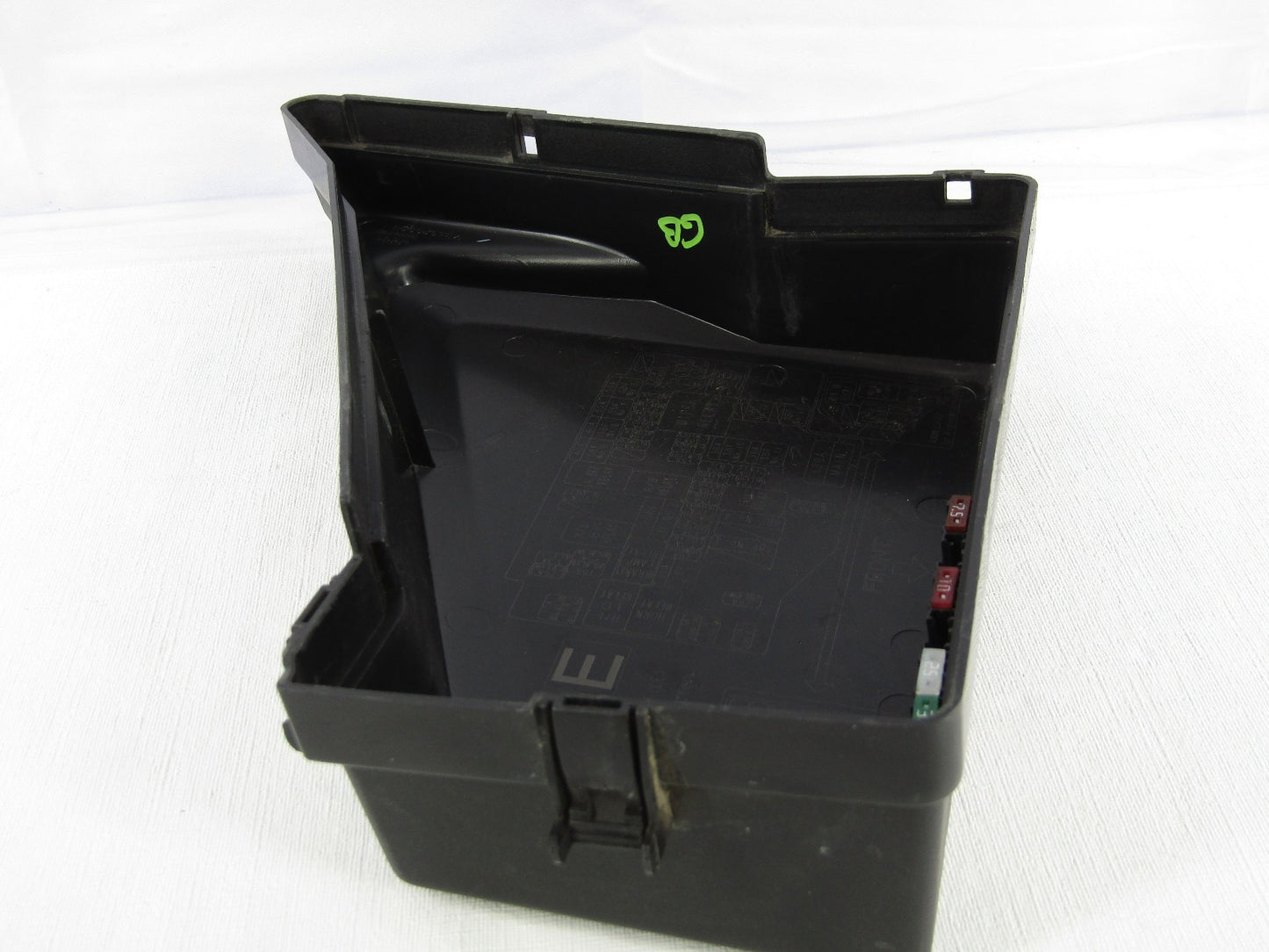 2013-2014 Subaru Outback Main Fuse Relay Box "e" Engine Bay Cover OEM