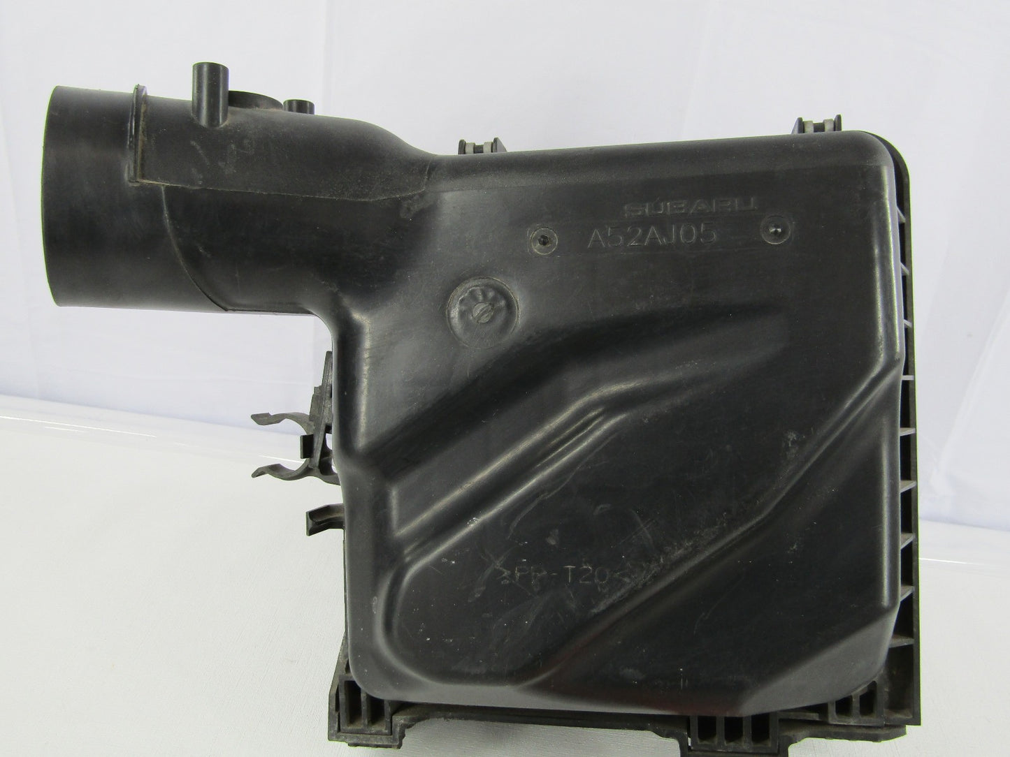 2013-2014 Subaru Outback Air Filter Housing Case Upper Lower OEM
