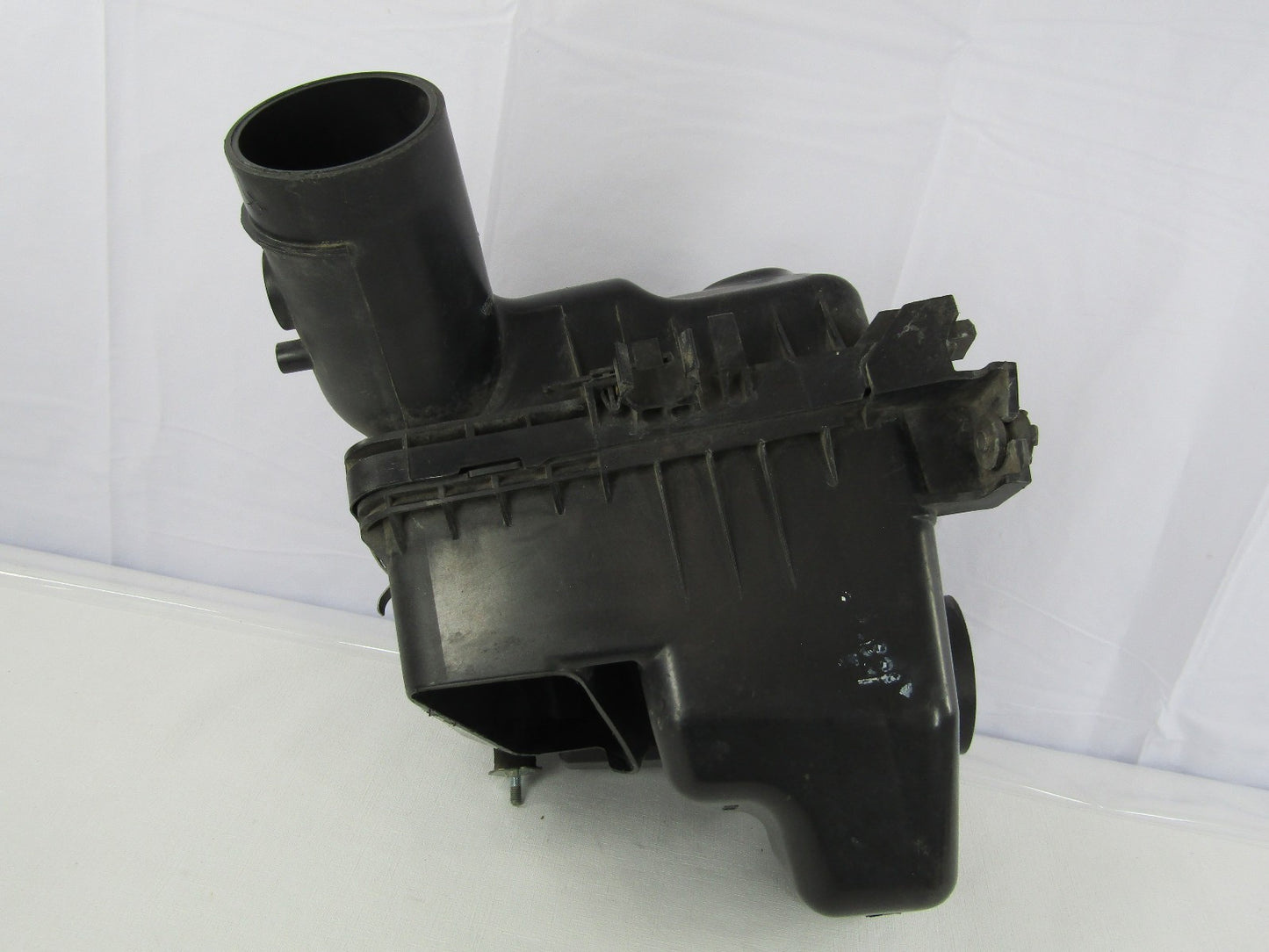 2013-2014 Subaru Outback Air Filter Housing Case Upper Lower OEM