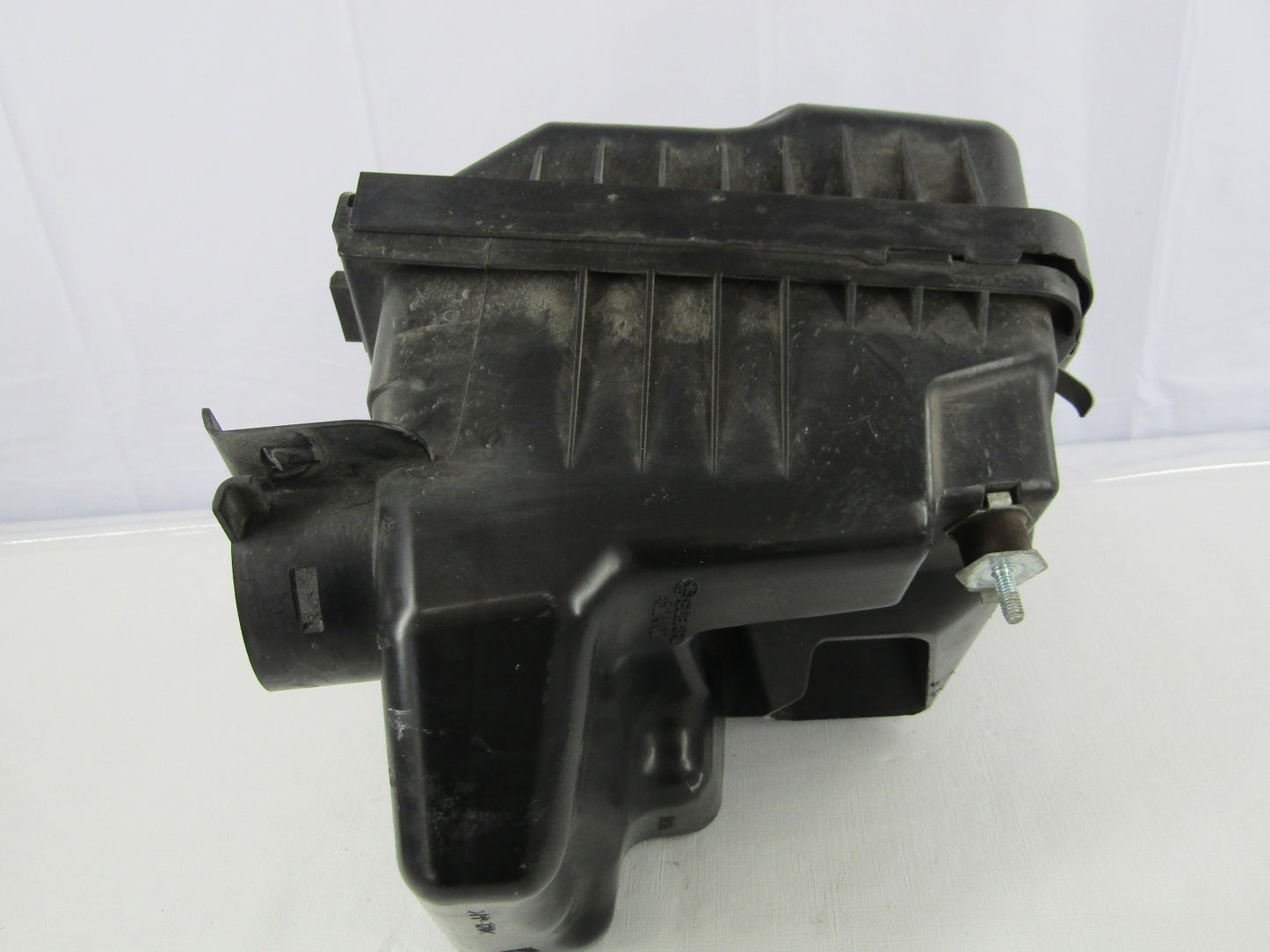 2013-2014 Subaru Outback Air Filter Housing Case Upper Lower OEM