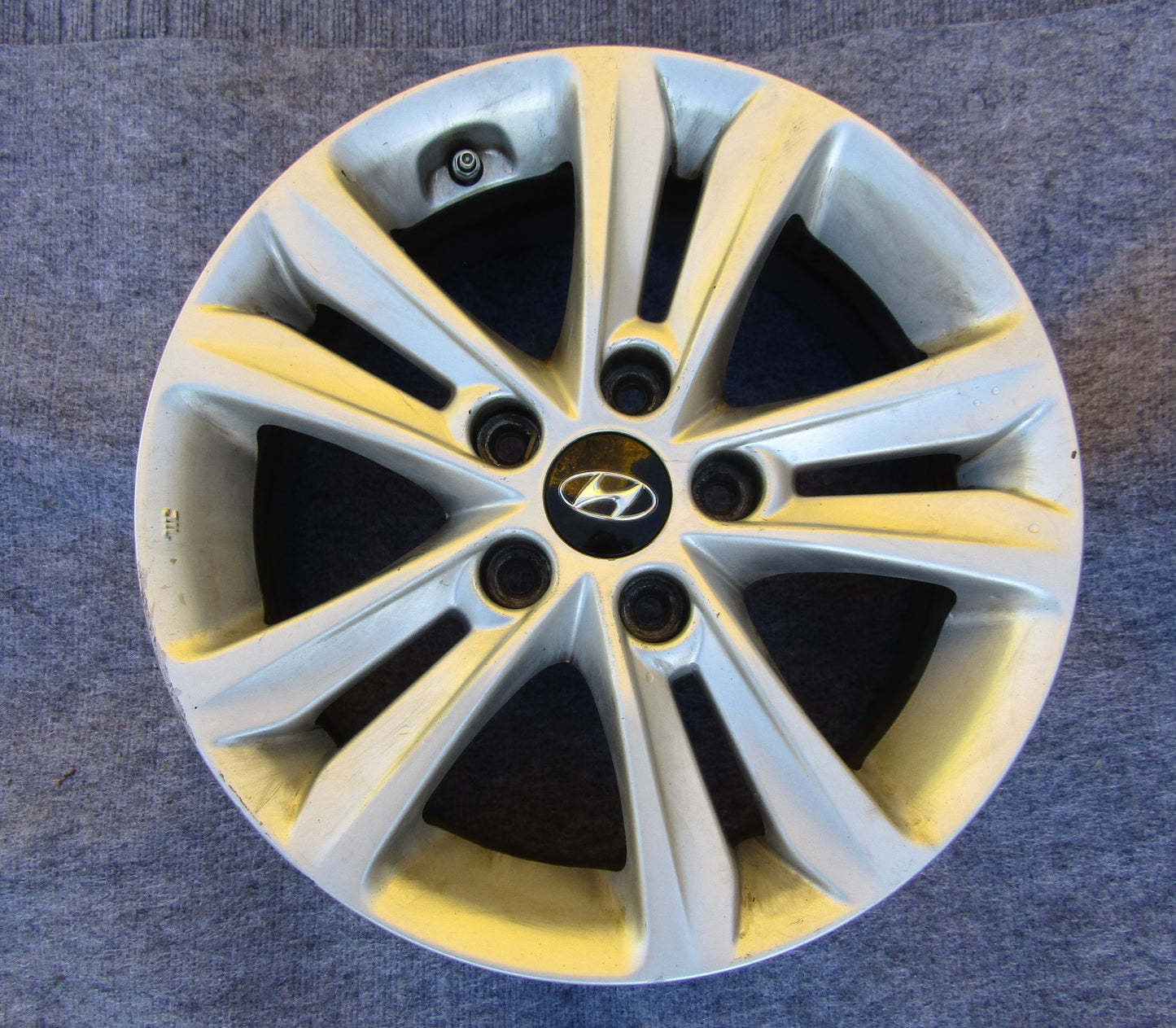 2011-2014 Hyundai Sonata 16X6.5 Aluminum Alloy 5 Double Spoke Silver with Tpms