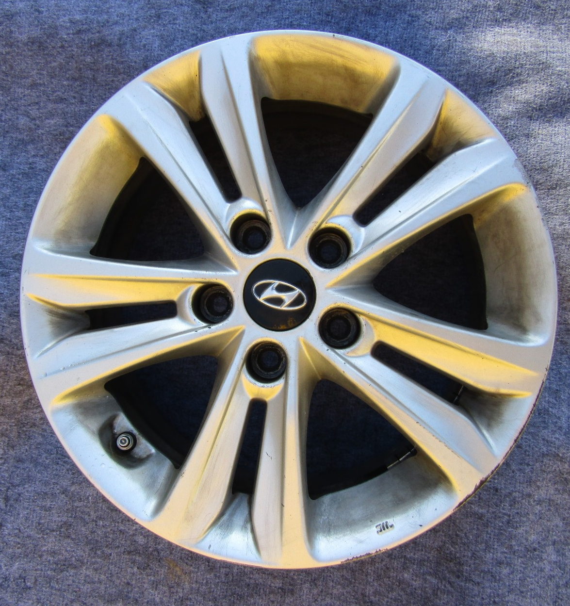 2011-2014 Hyundai Sonata 16X6.5 Aluminum Alloy 5 Double Spoke Silver with Tpms